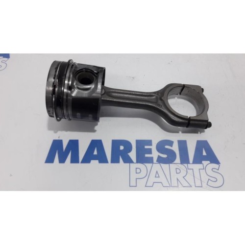 Peugeot - Partner - Piston