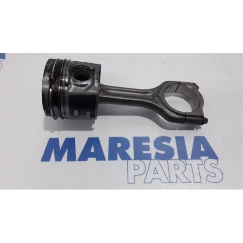 Peugeot - Partner - Piston