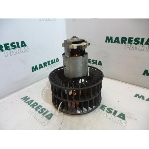 Renault - Kangoo - Heating and ventilation fan motor