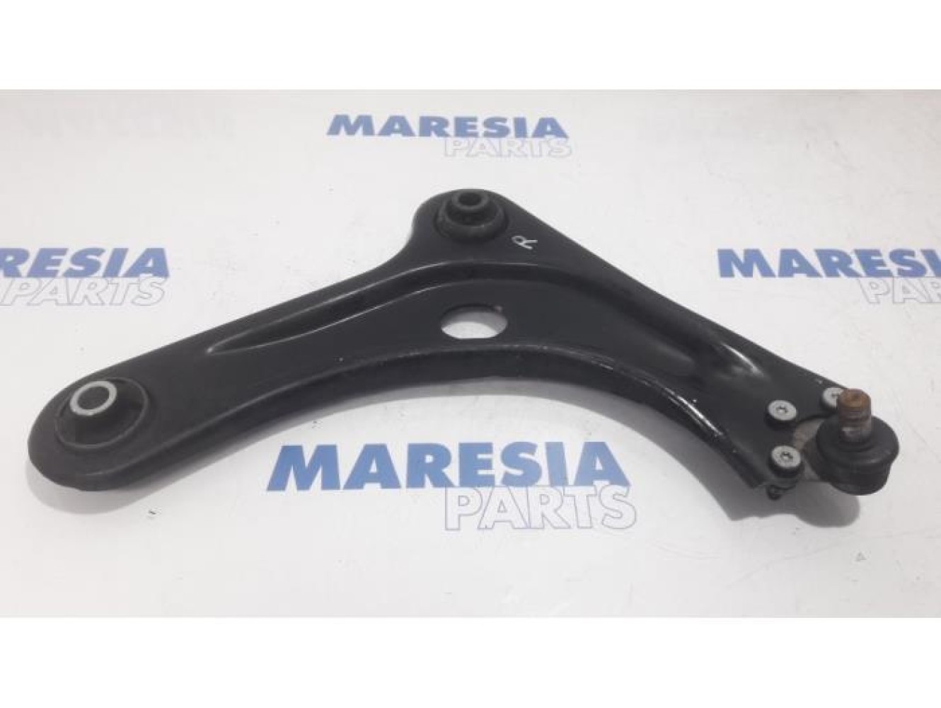 Citroen - DS3 - Front lower wishbone, right
