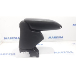Citroen - DS3 - Armrest