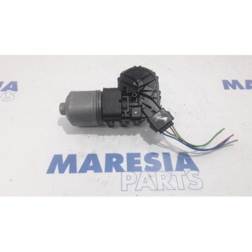 Peugeot - Partner - Front wiper motor