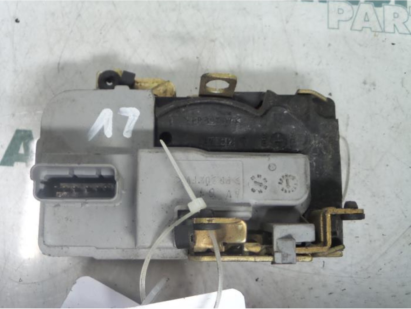 Peugeot - 206 - Türschlossmechanik 2-türig links
