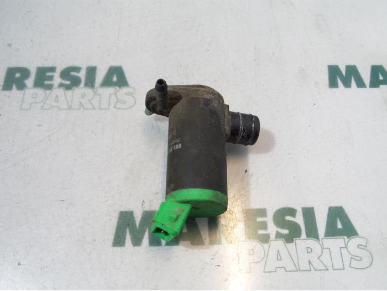 Peugeot - 206 - Scheibensprüherpumpe vorne