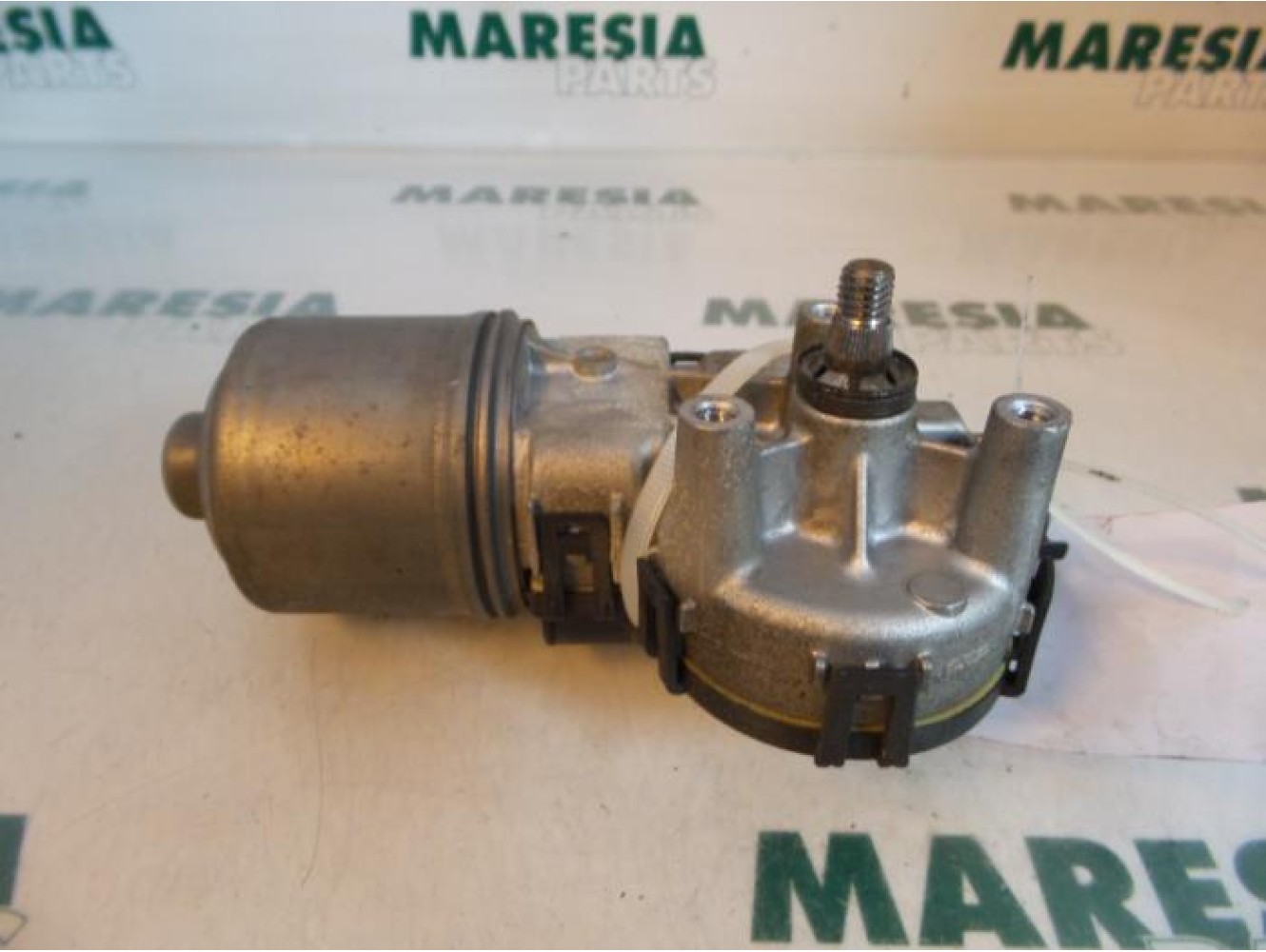 Peugeot - 206 - Front wiper motor