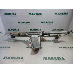 Peugeot - 206 - Wiper mechanism