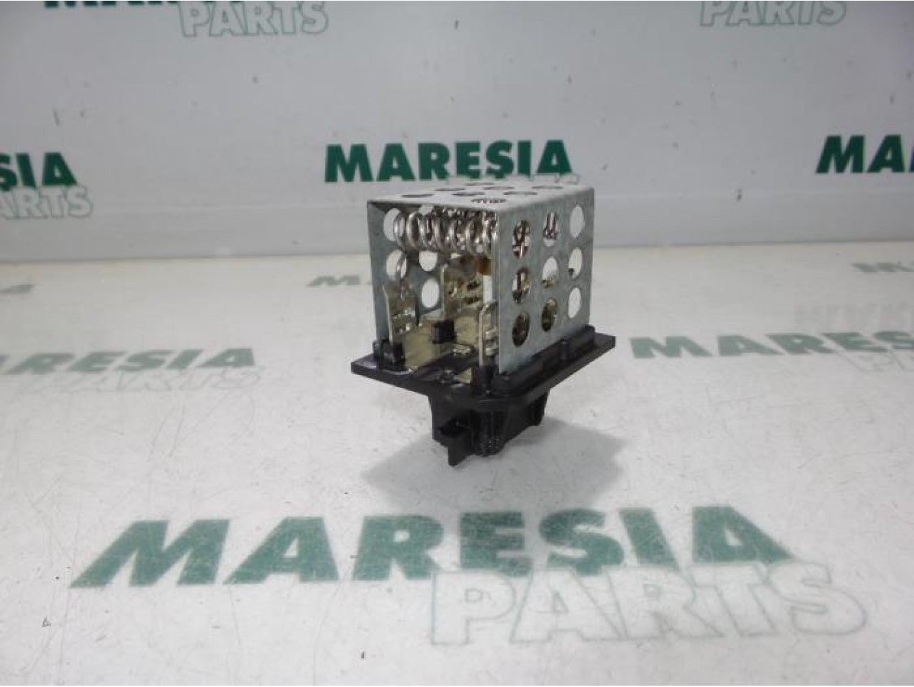 Peugeot - 206 - Heater resistor