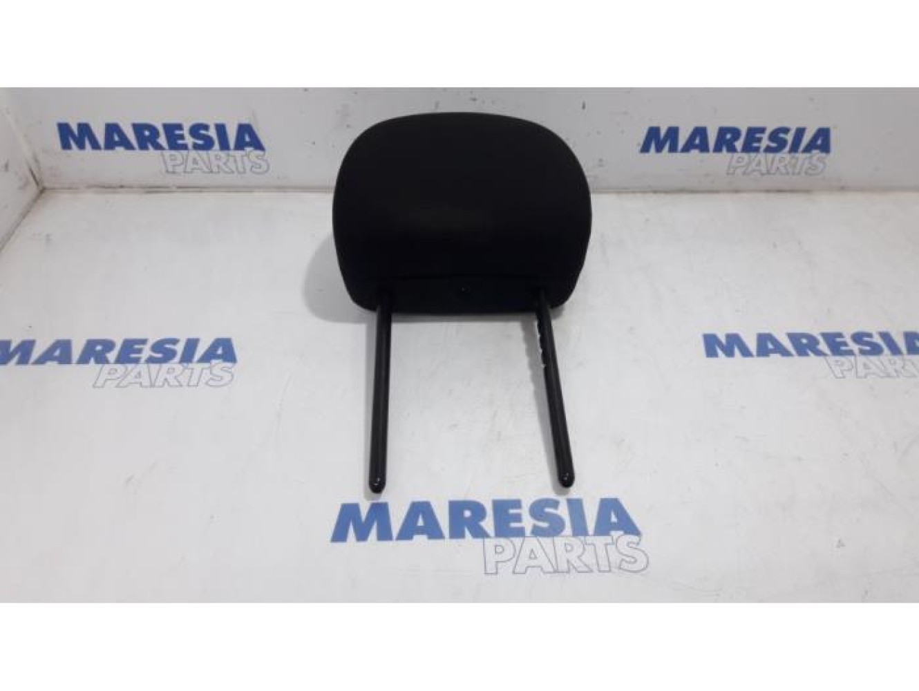 Citroen - C3 Picasso - Headrest