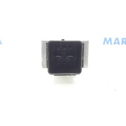 Renault - Trafic - Glow plug relay