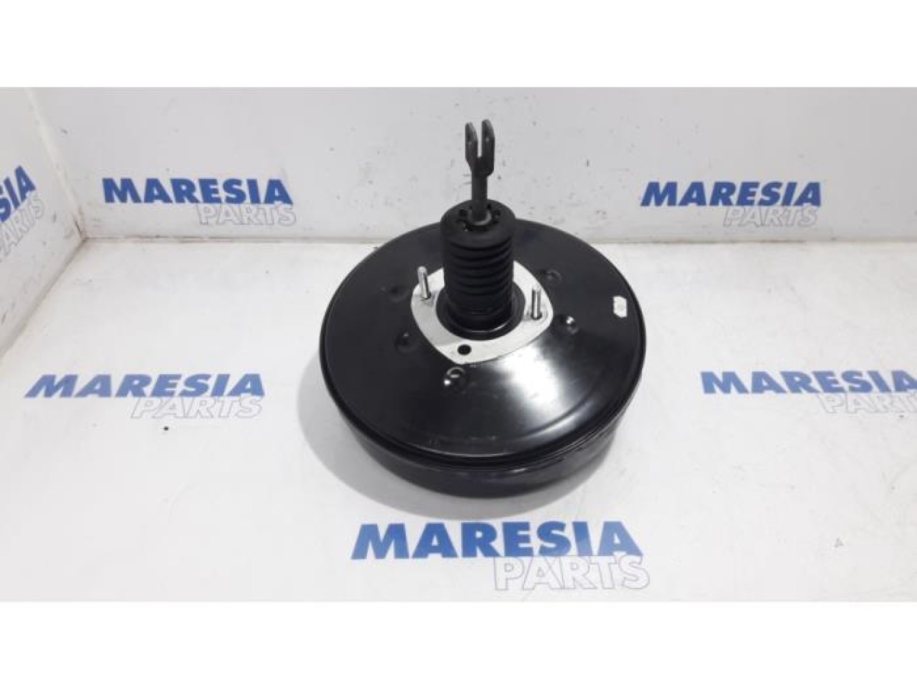 Renault - Trafic - Brake servo