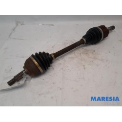 Renault - Trafic - Aandrijfas links-voor