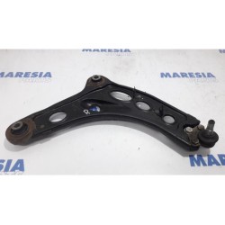 Renault - Trafic - Front lower wishbone, right