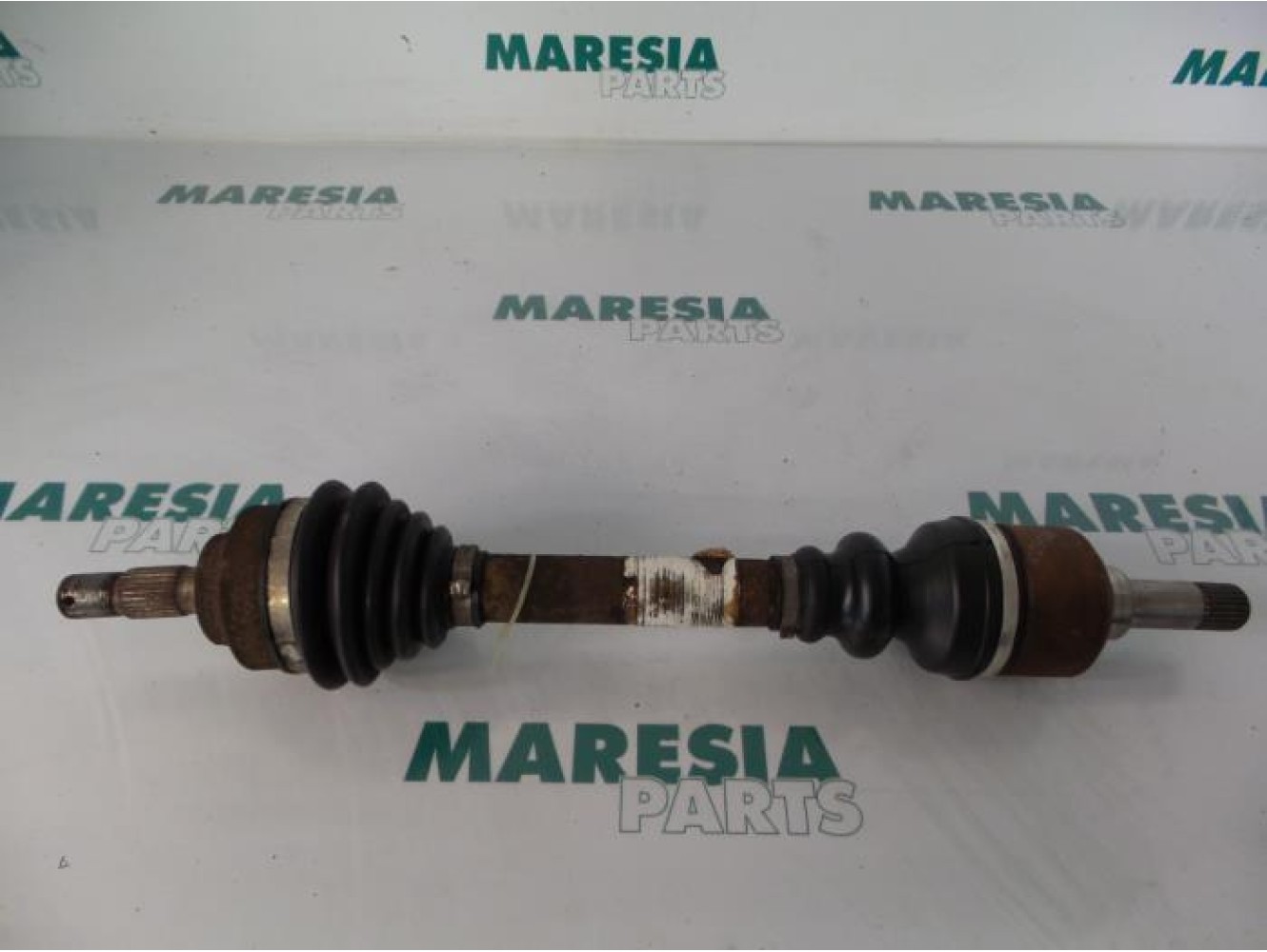 Peugeot - 206 - Aandrijfas links-voor
