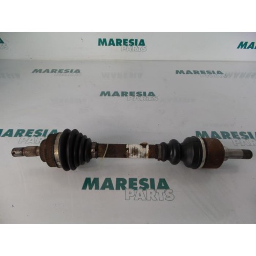 Peugeot - 206 - Front drive shaft, left