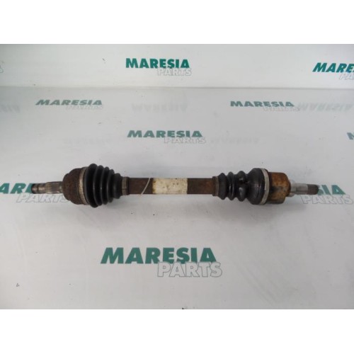 Peugeot - 206 - Front drive shaft, left