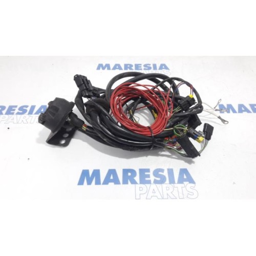 Renault - Trafic - Towbar wiring kit