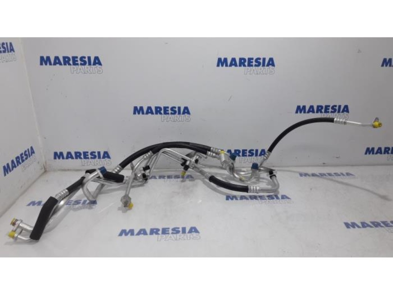 Renault - Trafic - Air conditioning line