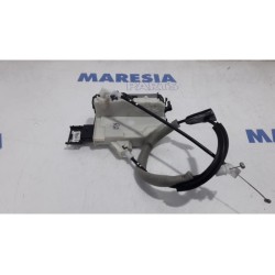 Peugeot - Partner - Minibus/van rear door lock mechanism