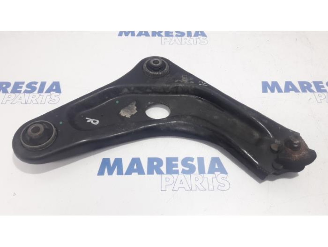 Citroen - C3 Picasso - Front lower wishbone, right