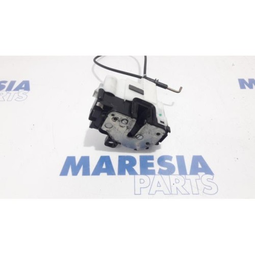 Fiat - Panda - Front door lock mechanism 4-door, right