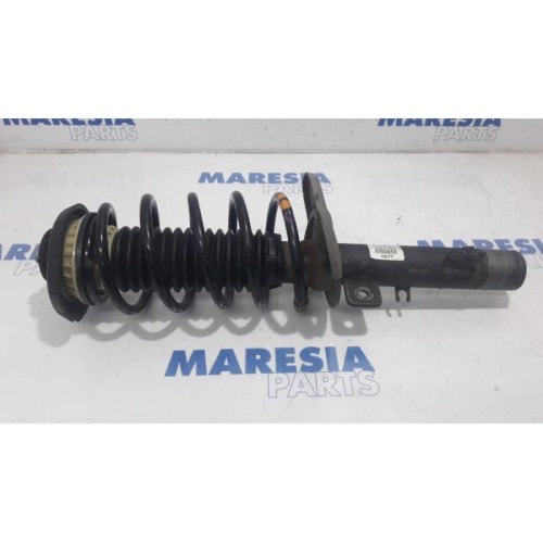 Citroen - C3 Picasso - Front shock absorber rod, right