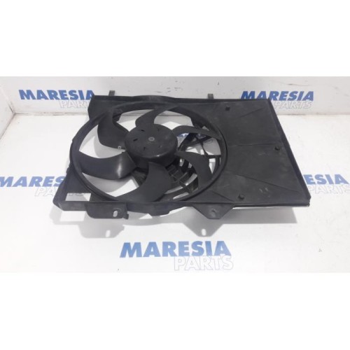 Citroen - C3 Picasso - Fan motor