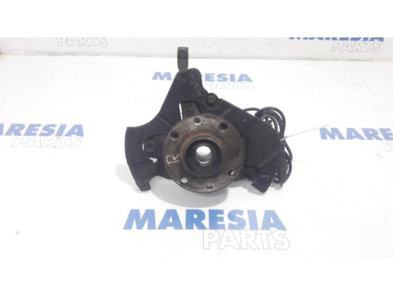 Fiat - Panda - Knuckle, front right
