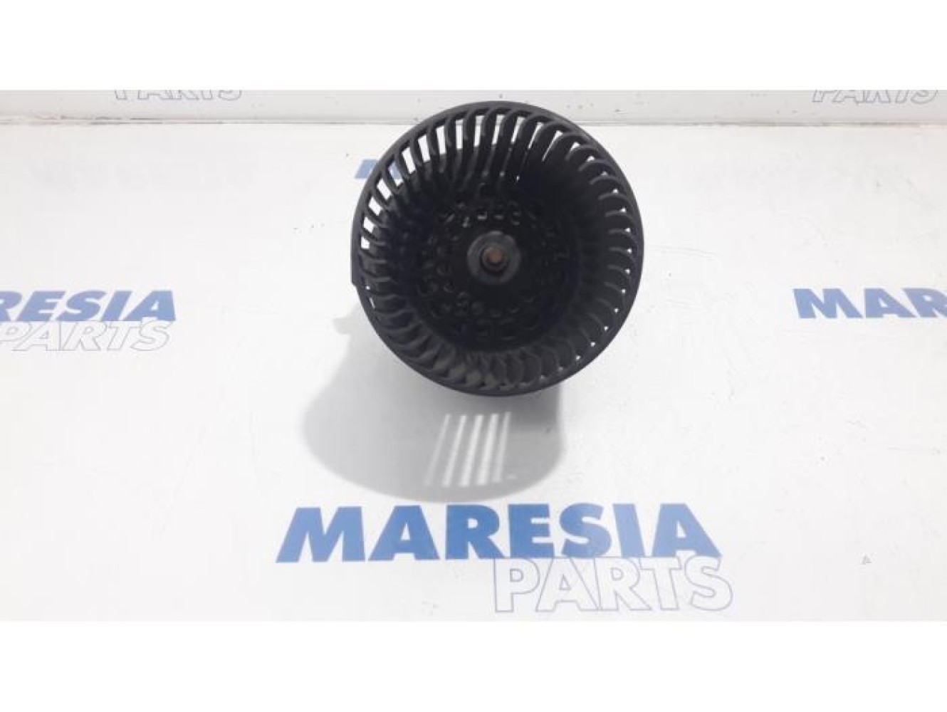 Citroen - C3 Picasso - Heating and ventilation fan motor