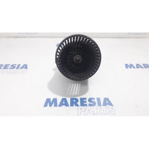 Citroen - C3 Picasso - Heating and ventilation fan motor
