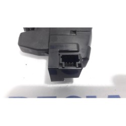 Citroen - C3 Picasso - Tailgate lock mechanism