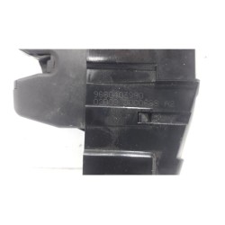 Citroen - C3 Picasso - Tailgate lock mechanism