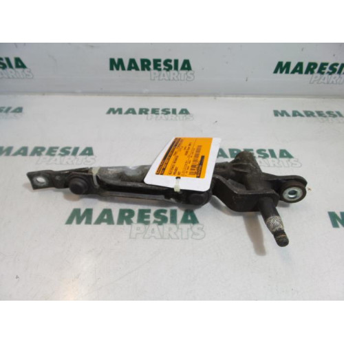 Peugeot - 407 - Wiper mechanism