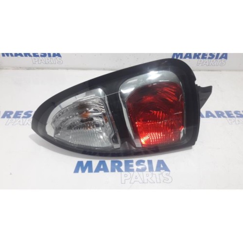 Citroen - C3 Picasso - Taillight, right