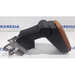 Alfa Romeo - Mito - Armrest