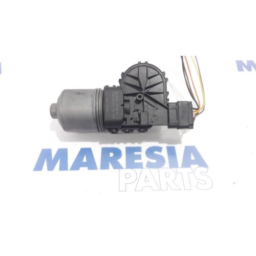 Dacia - Logan - Front wiper motor