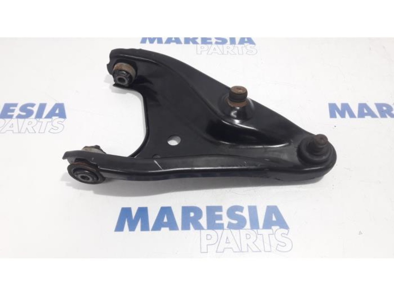 Dacia - Logan - Front lower wishbone, left