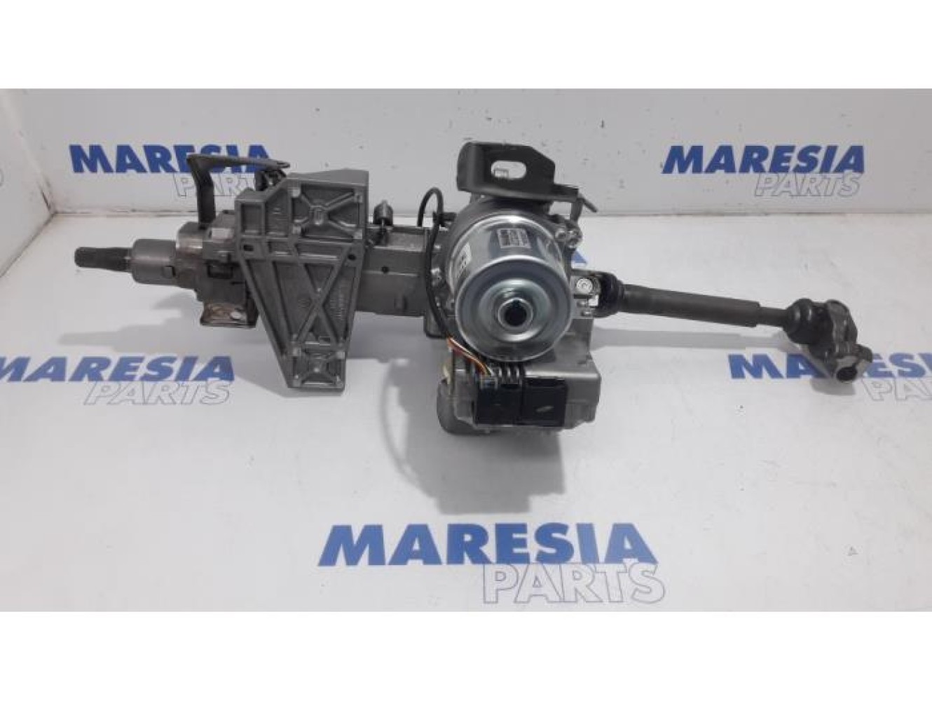 Renault - Captur - Steering column housing