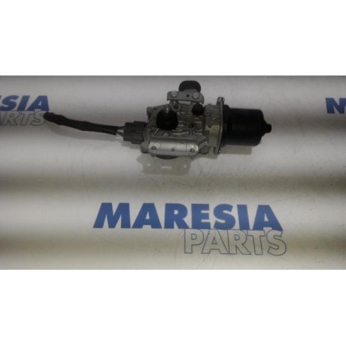 Renault - Captur - Front wiper motor