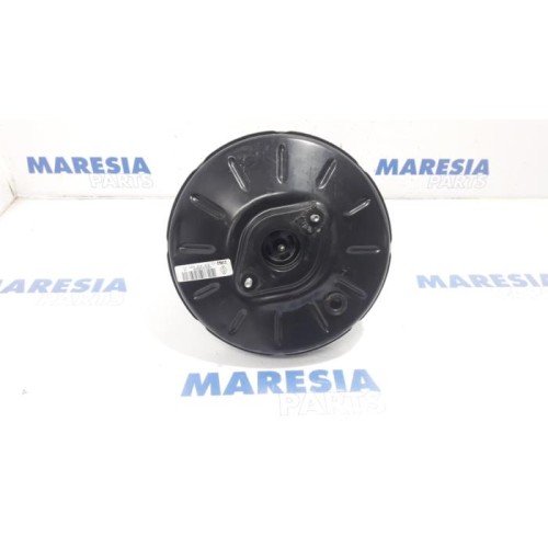 Renault - Captur - Brake servo