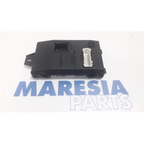 Renault - Megane - Central door locking module