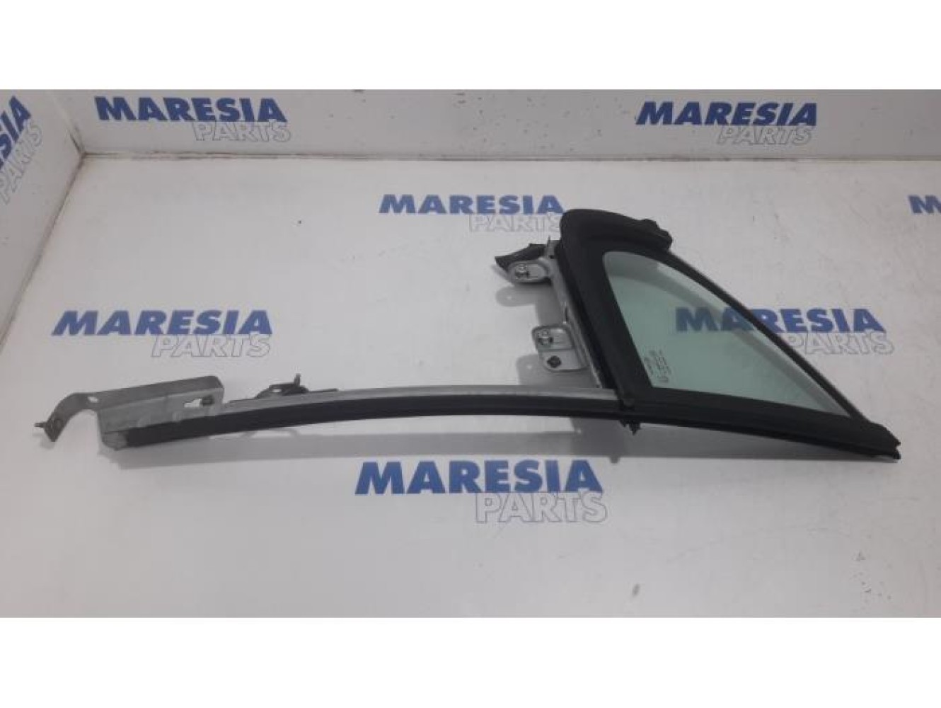 Peugeot - 207 - Dreieckfenster links vorne