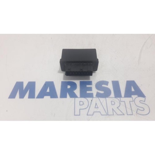 Peugeot - 207 - Relay