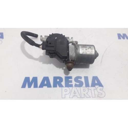 Fiat - Panda - Front wiper motor