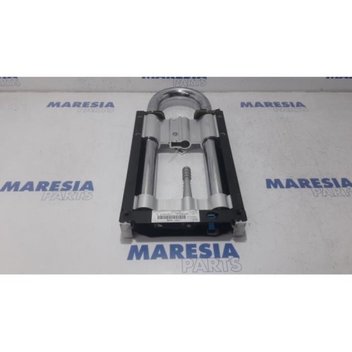 Peugeot - 207 - Roll bar