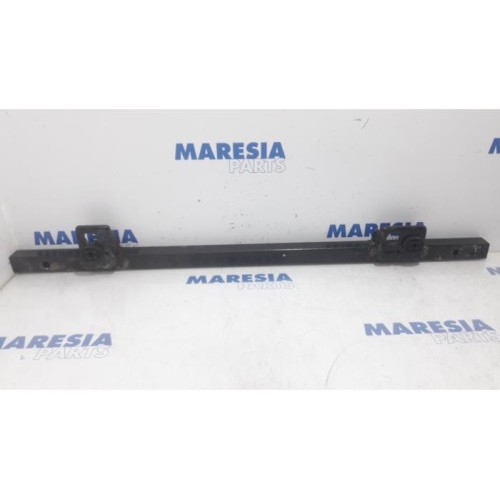 Fiat - Doblo - Radiator bar