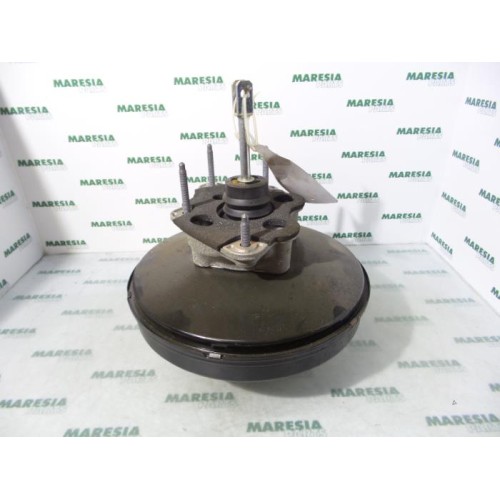 Renault - Clio - Brake servo