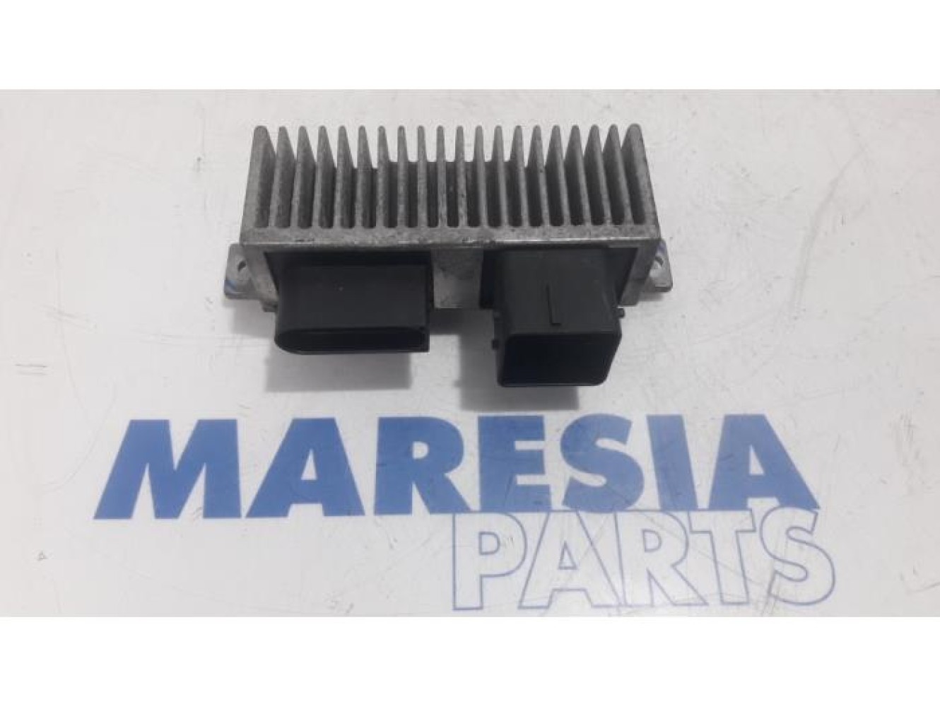 Renault - Master - Glow plug relay