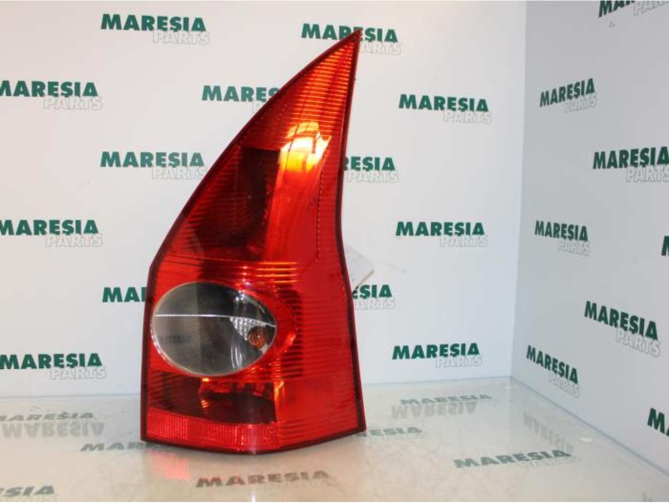 Renault - Megane - Taillight, right