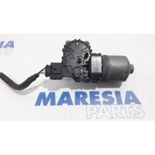 Fiat - Doblo - Front wiper motor