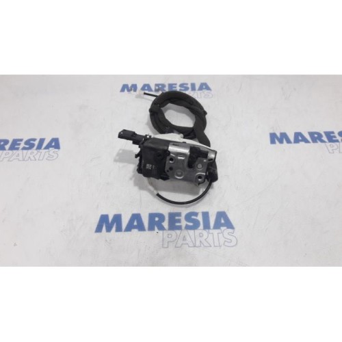 Citroen - Berlingo - Sliding door lock mechanism, right